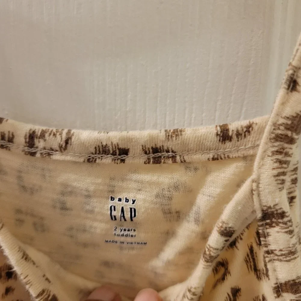 Top - Picture 2 of 3